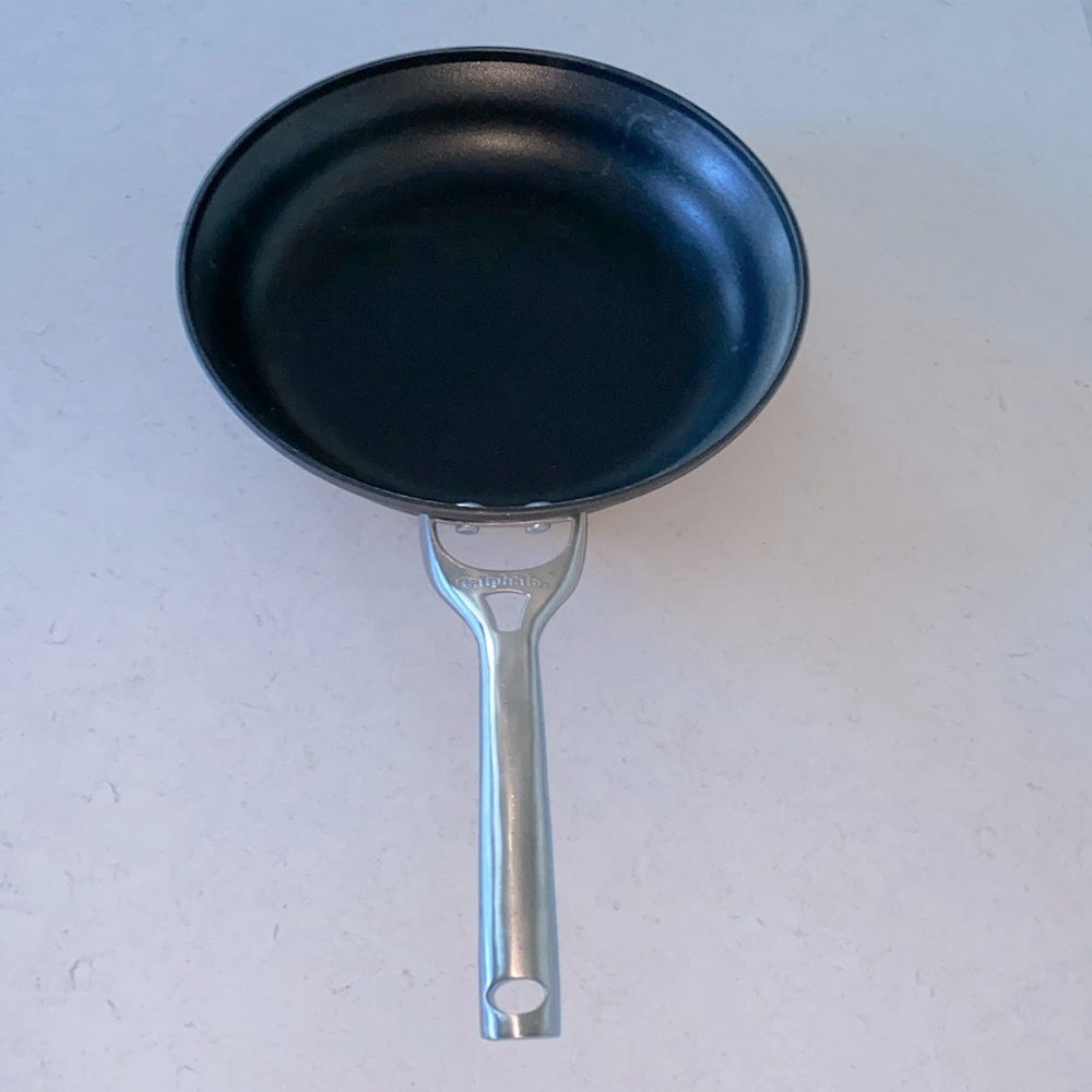 Calphalon Contemporary Hard-Anodized‎ Nonstick Cookware, Omelette Pan 12-inch